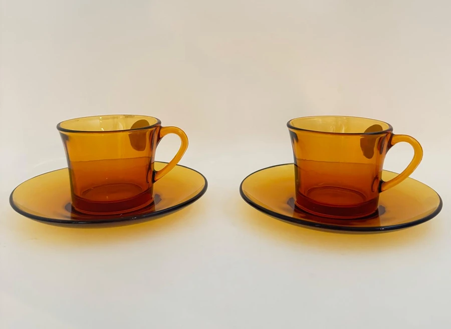 ספל לאספרסו וצלחת זכוכית בצבע ענבר DURALEX