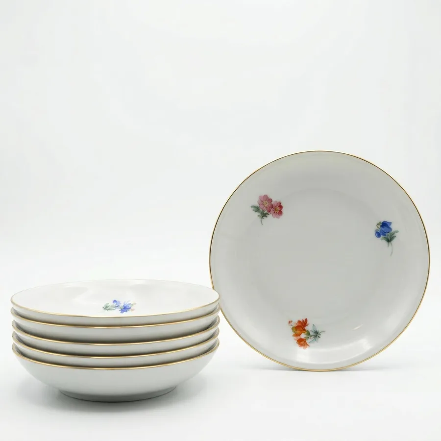 צלחת קוטר 13.5 ס"מ מפורצלן חלק מסרוויס חן