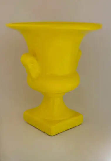 ואזה קטנה מקרמיקה - עבודת יד בצבע תכלת