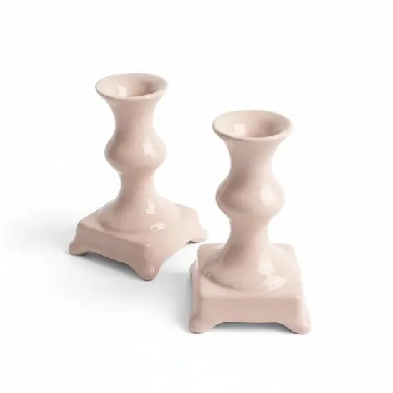 זוג פמוטים מקרמיקה - בצבע ורוד בייבי בגימור מבריק