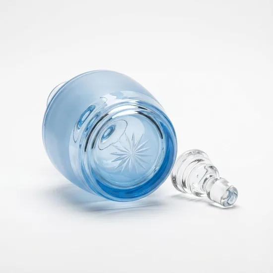 בקבוק קריסטל כחול עדין