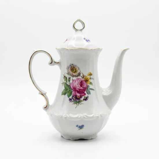 קומקום מפורצלן