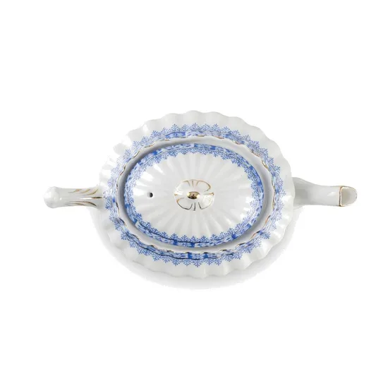 קומקום מפורצלן כחול לבן