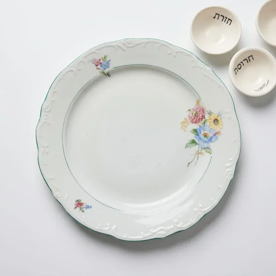 צלחת וינטג וקעריות קרמיקה עבודת יד = צלחת פסח