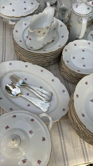 כלי לרוטב חלק מסרוויס ריי