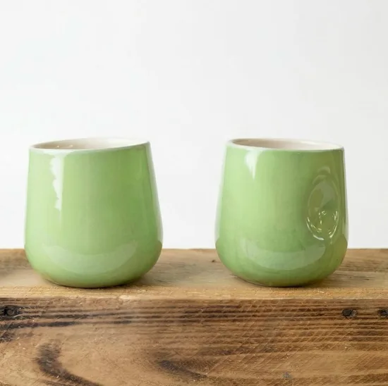 ספל מקרמיקה עבודת יד בצבע ירוק קקטוס