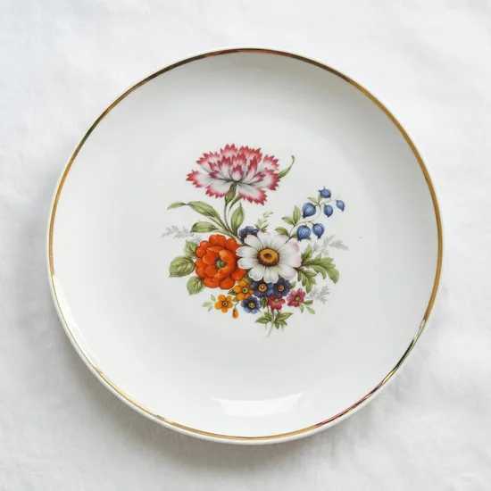 צלחת בודדת קוטר 24.5 ס"מ מפורצלן